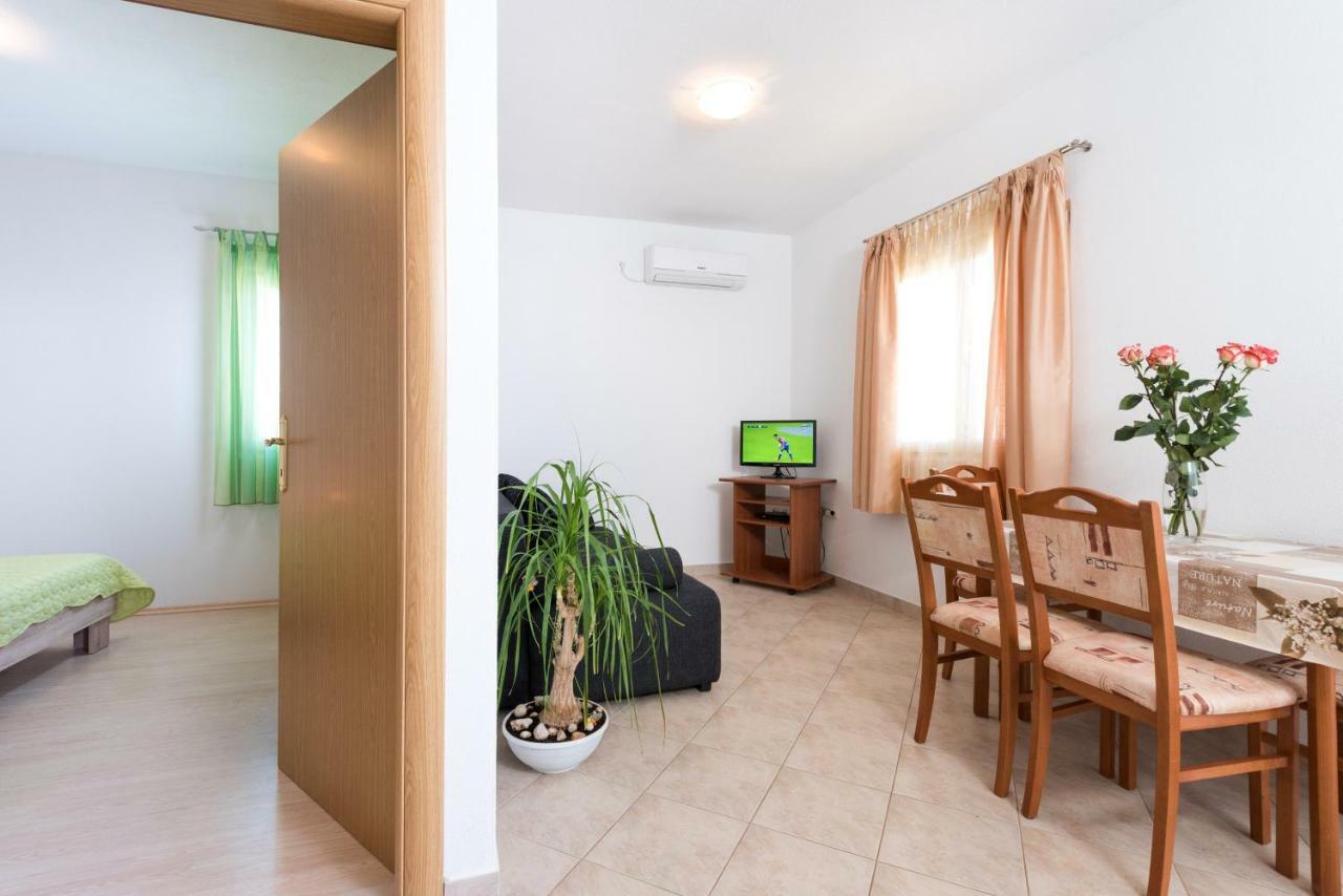 Apartmani Beran Seget Vranjica Ngoại thất bức ảnh